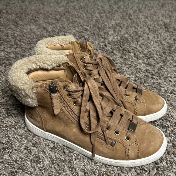 UGG Olive Shoes Womens 7 Brown Tan Nubuck Shearling High Top Zip Lace Up Sneaker - Picture 1 of 13